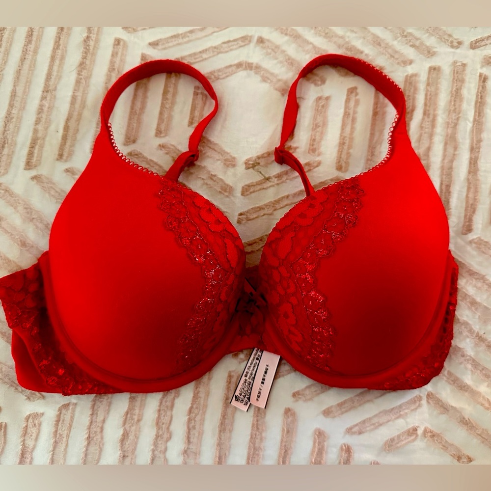 Victoria’s Secret red lace push-up bra